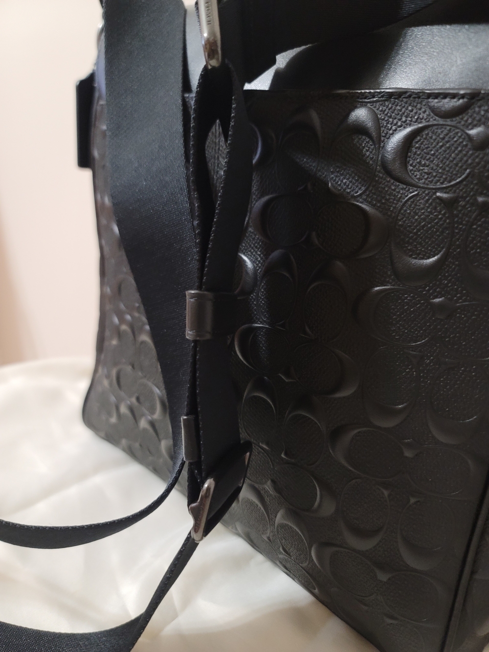 Coach Men's Black Signature Messenger Bag NWOT - Picture 11 of 16